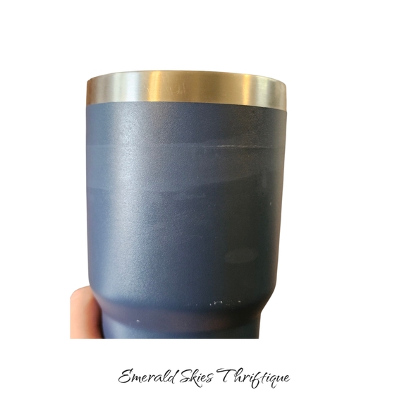 YETI Rambler 30 oz Blue Tumbler MagSlider Lid & Handle - Picture 7 of 9